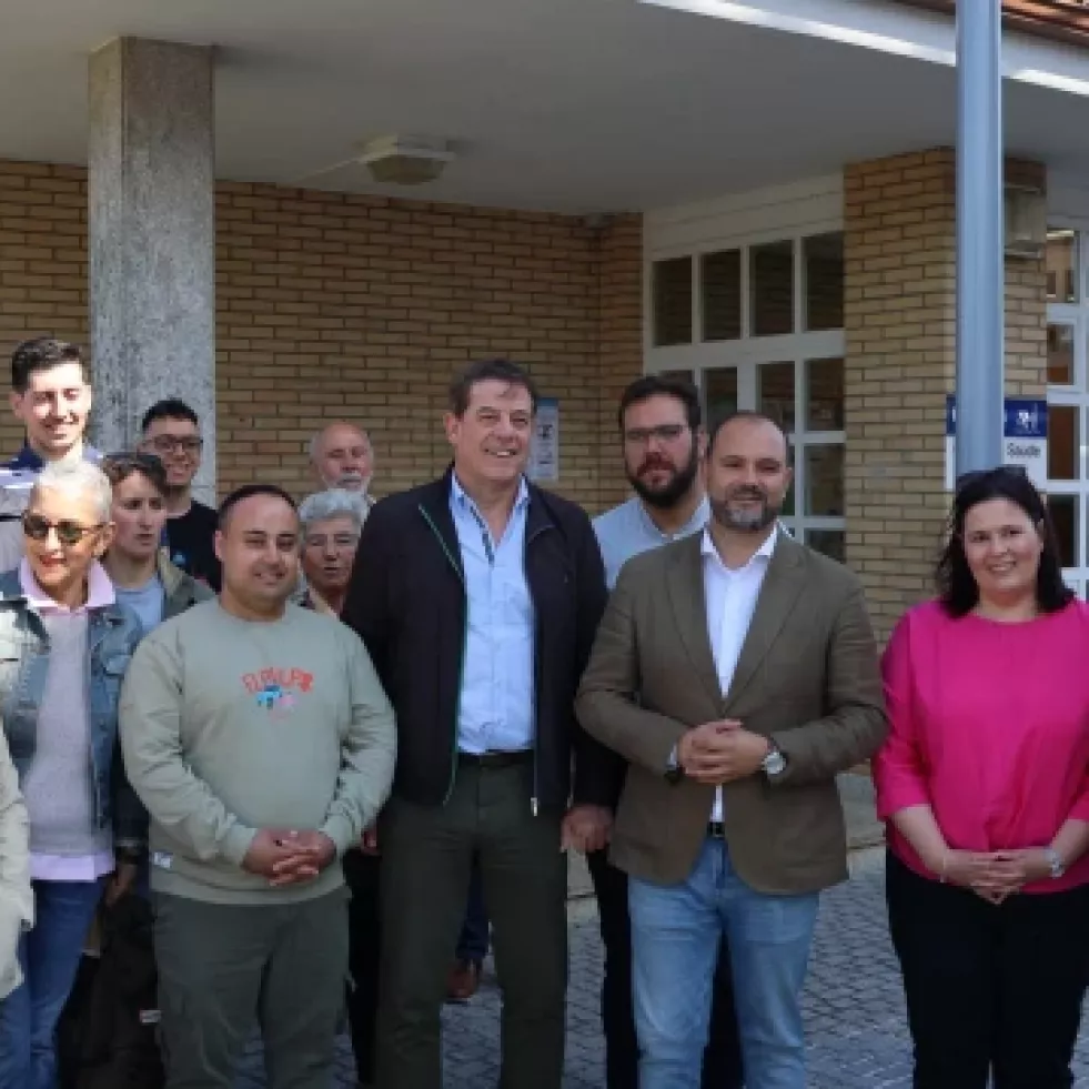Besteiro señala que el PSOE trabaja para volver a ser 