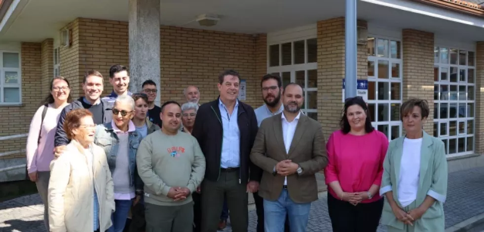 Besteiro señala que el PSOE trabaja para volver a ser 