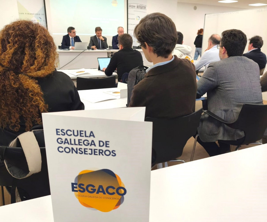 La Escuela Gallega de Consejeros clausura en Santiago su segunda edición con representantes de la empresa familiar y la administración autonómica