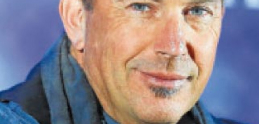 Una actriz demanda a Kevin Costner por una 
