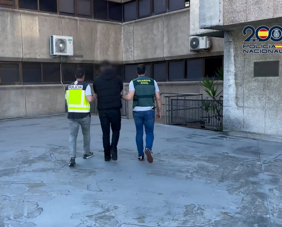 multimedia images OperacindelaGuardiaCivilylaPolicaNacionalcontraungrupoquecomprabaentradasparaconciertoscondatosbanca (1)
