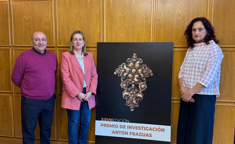Santiago abre a convocatoria do Premio Antón Fraguas: unha oportunidade para preservar o traxe galego con mirada investigadora