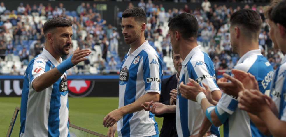 Fugacidad en el Dépor: los jugadores duran 1,4 años de media en el club en esta década