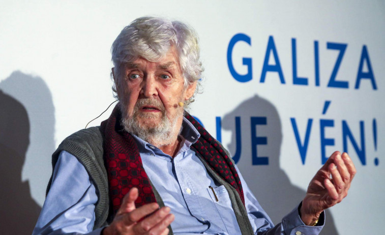 Compostela homenaxea este sábado a Xosé Manuel Beiras coa entrega da Letra E da AELG
