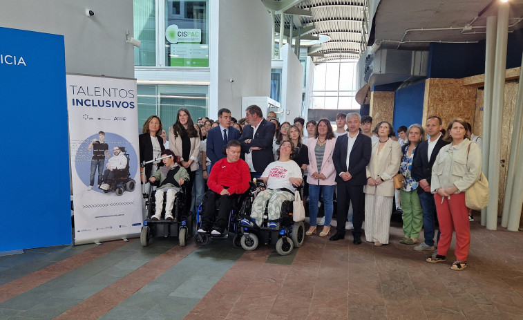 Más de 450 personas celebraron este jueves en Santiago la clausura de la V edición de Talentos Inclusivos, con 59 soluciones tecnológicas para la discapacidad