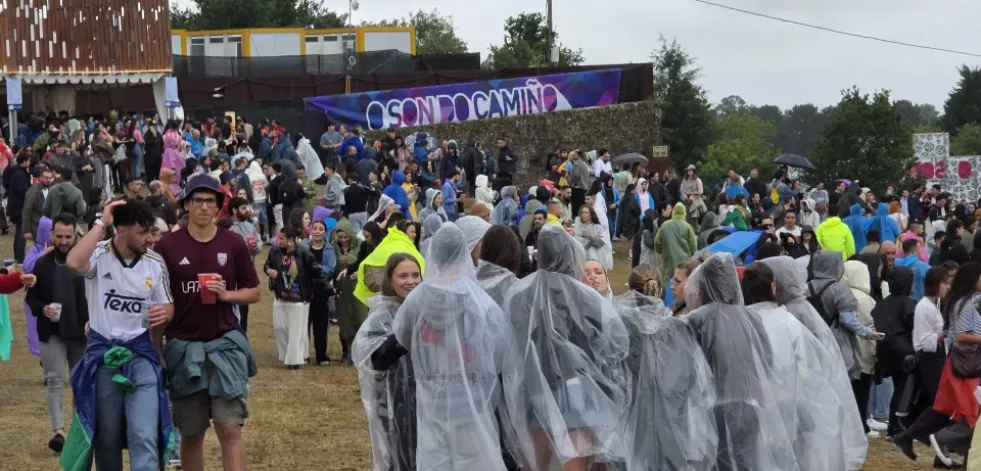 O Son do Camiño celebra por todo lo alto una primera jornada pasada por agua | Crónica e imágenes