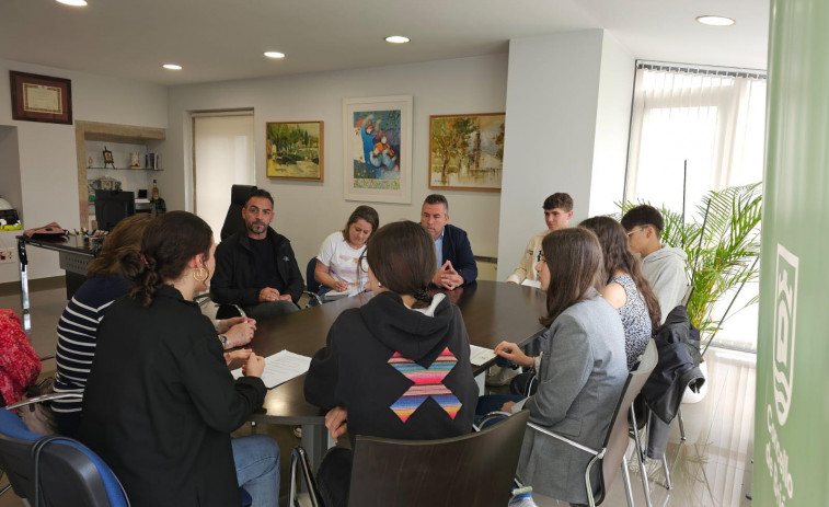 O alumnado do IES de Brión propón recuperar un local no Montebalado como punto de encontro xuvenil