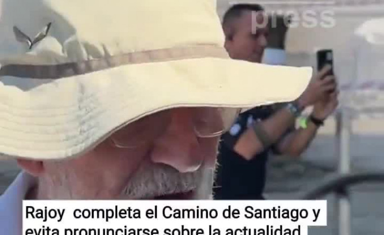 El expresidente Rajoy llega a Santiago tras cinco días de Camino: “En Galicia comemos muy bien”