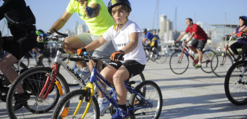 Más de 1.200 personas se apuntan al Día de la Bicicleta de A Coruña