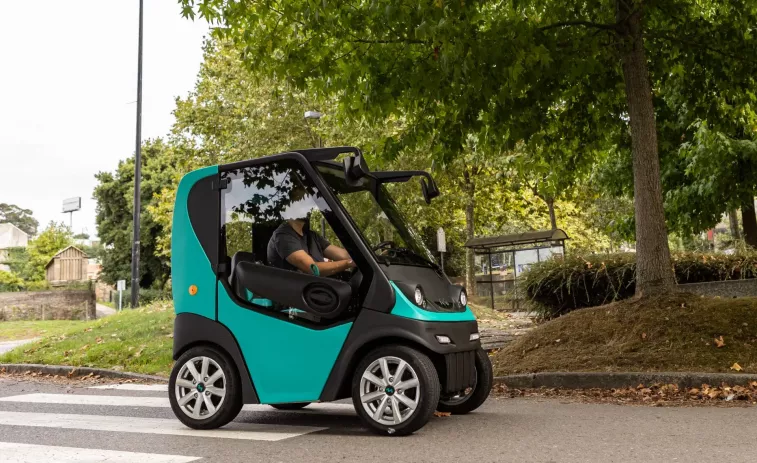 Santiago prepara un proxecto piloto de micromobilidade co vehículo “Neno” como protagonista