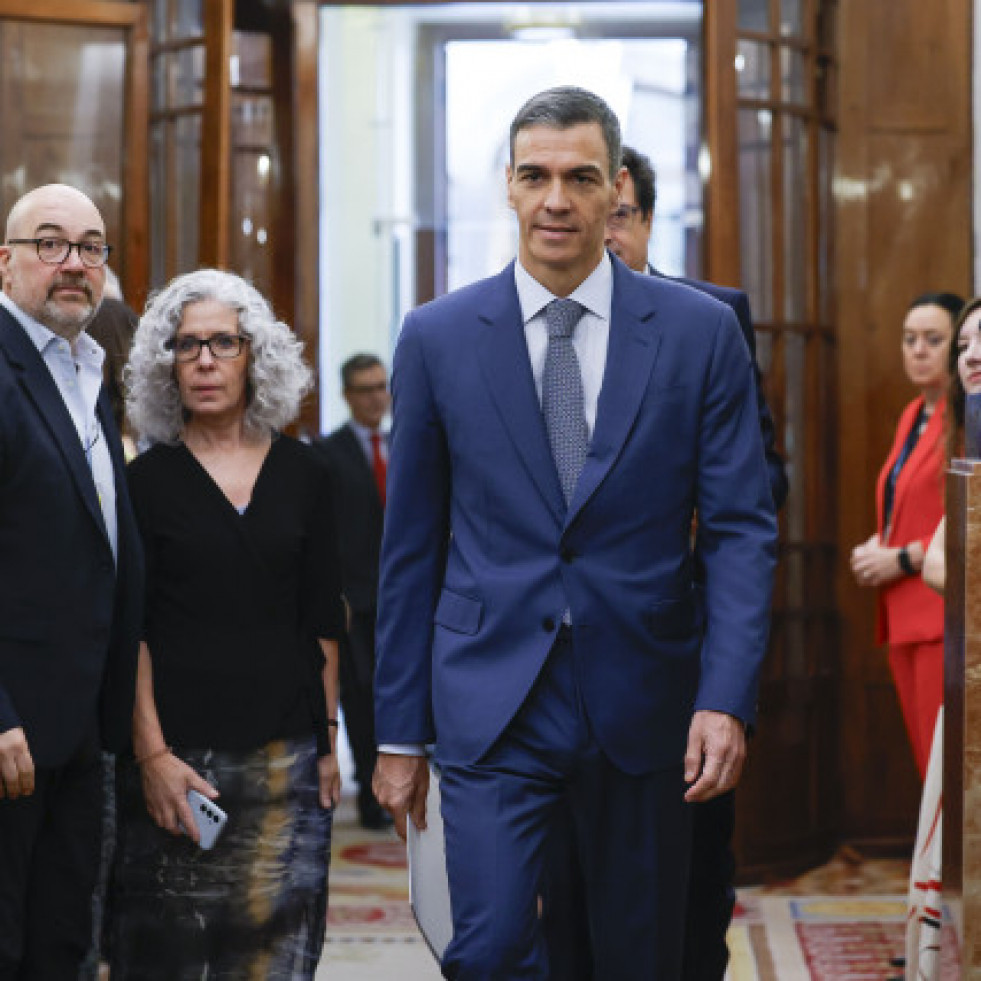 PedroSanchezrecorrelospasillosdelCongreso