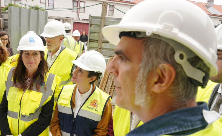 El gobierno local de Santiago aprueba la enajenación de cuatro parcelas destinadas a vivienda protegida