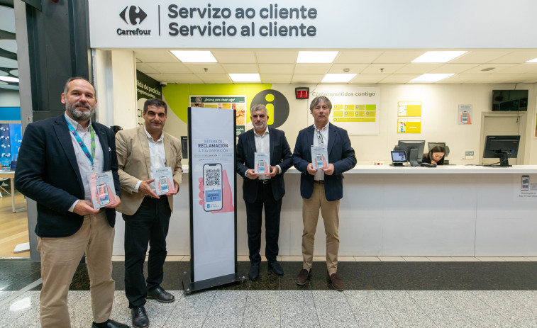 Reclamar desde el móvil: el Carrefour de As Cancelas se suma a la red gallega de quejas digitales