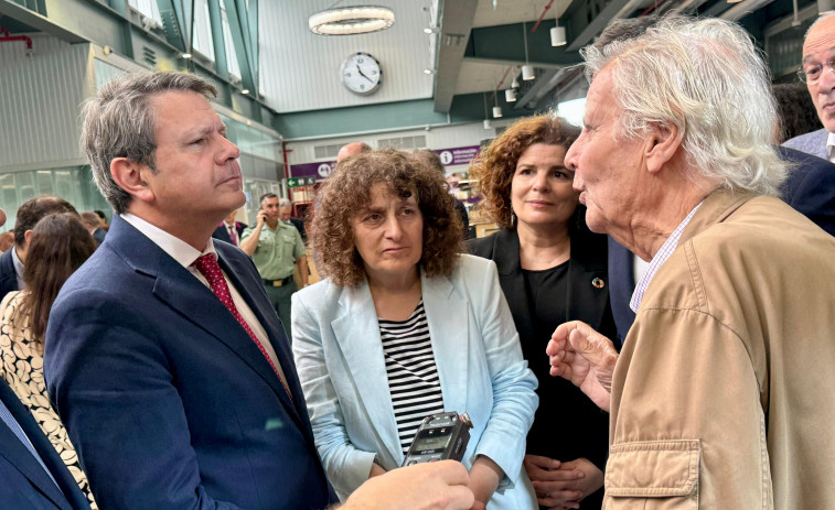 Goretti Sanmartín pide completar a estación intermodal Daniel Castelao co aparcadoiro e o impulso do tren de proximidade