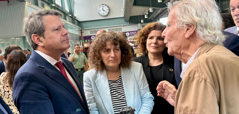 Goretti Sanmartín pide completar a estación intermodal Daniel Castelao co aparcadoiro e o impulso do tren de proximidade