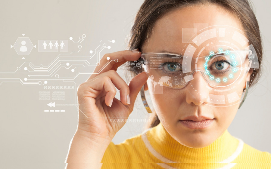 Meta redobla su apuesta por las gafas inteligentes con alianzas clave con gigantes de la óptica y la moda