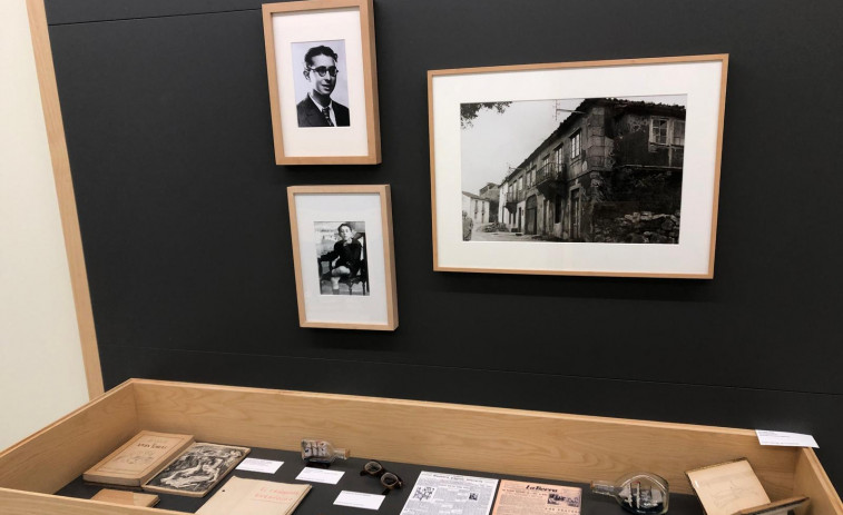 La Fundación Torrente Ballester inaugura en Santiago una exposición permanente sobre la vida y obra del escritor