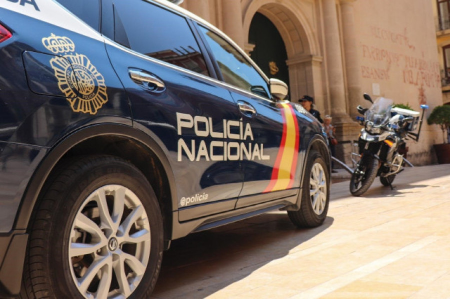 Investigan en Santiago un asalto con butrón a una sucursal del BBVA