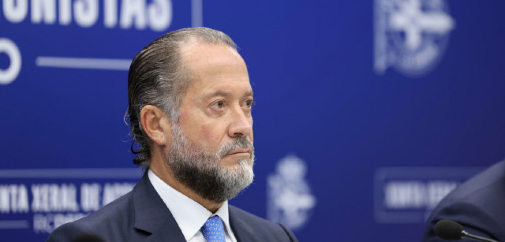 Juan Carlos Escotet compra un club de fútbol en Portugal