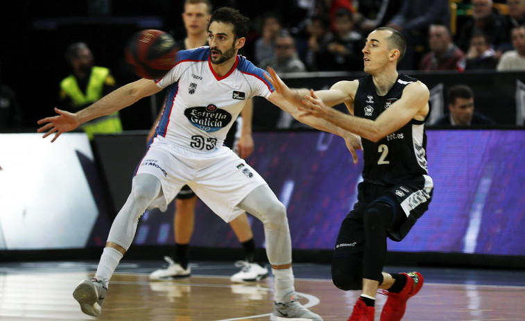 Álvaro Muñoz se despide del Obradoiro seis años después