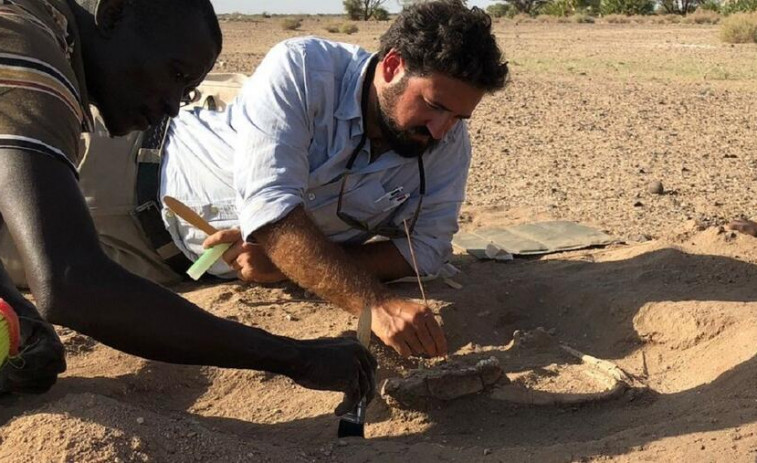 Un investigador de la USC analiza en África cómo convivieron los humanos prehistóricos con las enfermedades