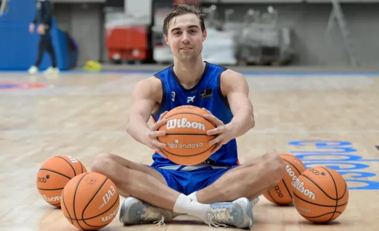 El Monbus Obradoiro anuncia al primer fichaje de la temporada