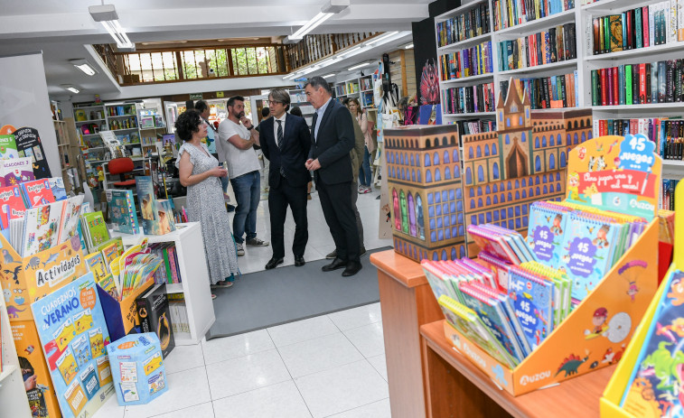 A Xunta ofrecerá unha dedución fiscal do 15% en libros e material escolar ás familias con ingresos medios