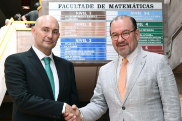 Toma posesion decano matematicas 15