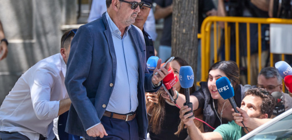 Antxón niega mordidas, desliga a Cerdán de Servinabar y reconoce pagos a Koldo como comisionista