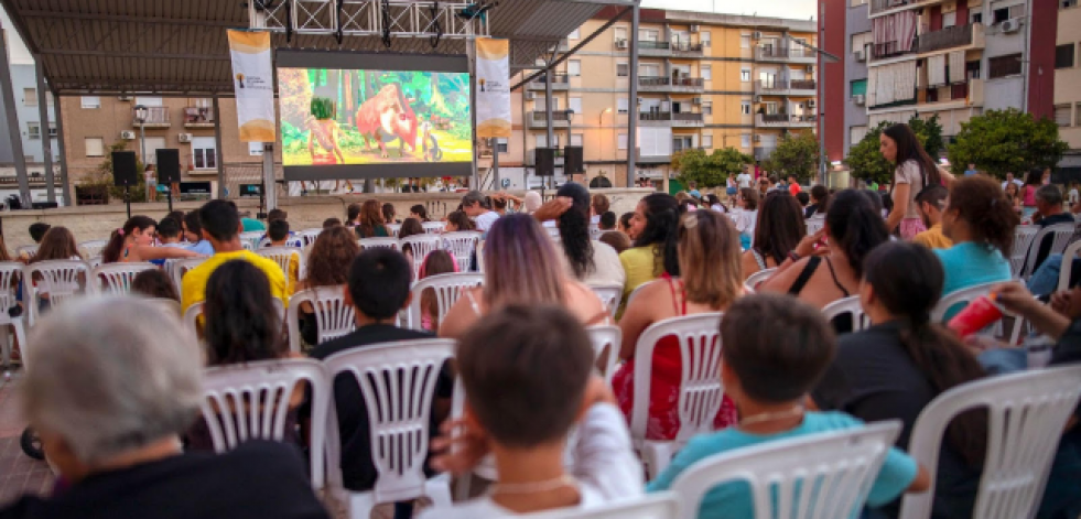 'Compostela máis Solidaria' pecha con dúas sesións de cine ao aire libre
