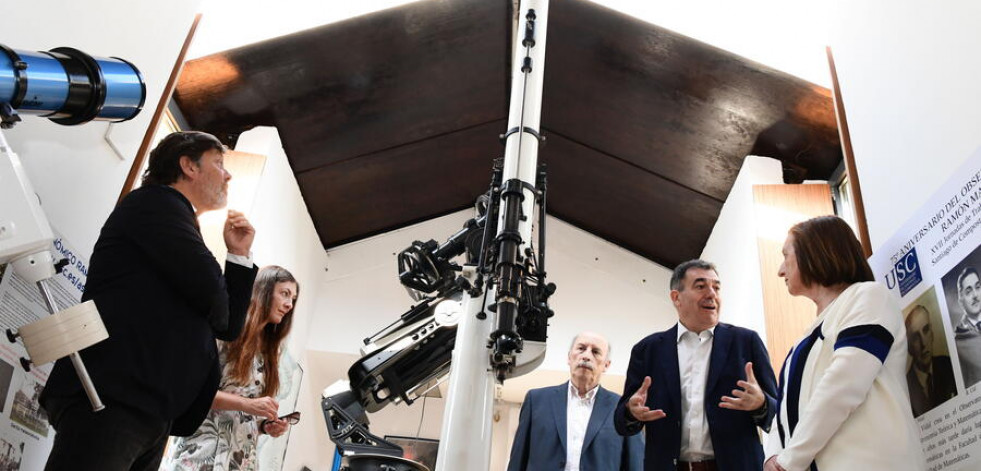 La USC celebra el centenario de la instalación de un refractor de observación astronómica