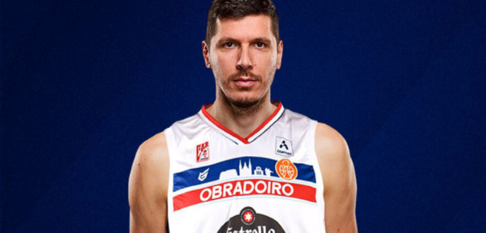 El serbio Goran Huskić refuerza el juego interior del Obradoiro