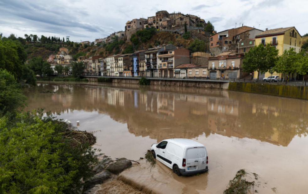 Cataluña y Aragón recuperan poco a poco  la normalidad y se suspende la búsqueda de dos desaparecidos