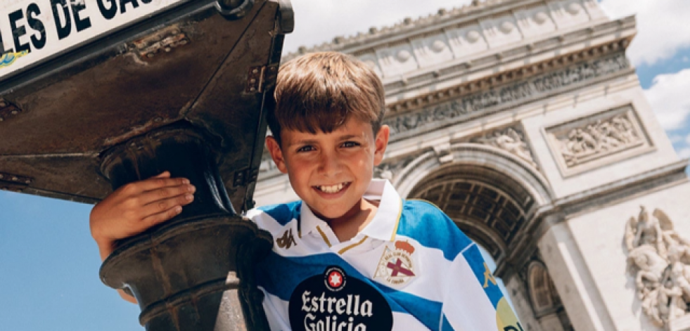 El Deportivo presenta la camiseta de la temporada 2025-26