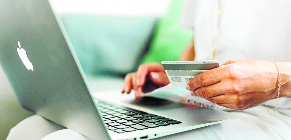 La mayoría de los ciudadanos prefiere  la comunicación digital con la Xunta
