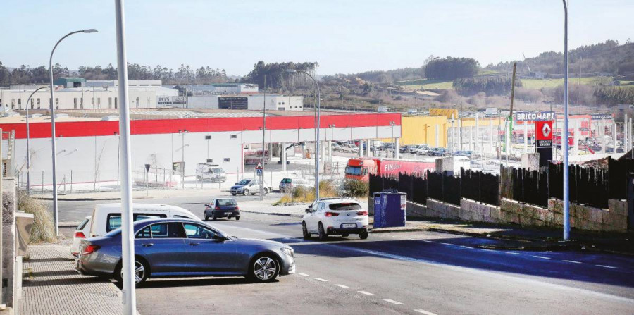 El PSOE exige a la Xunta y al Concello más suelo industrial para Santiago y critica los retrasos en la Sionlla