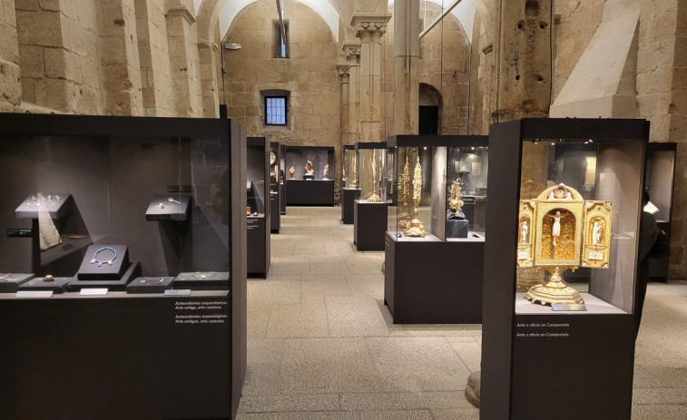 El Pazo de Xelmírez acoge una exposición sobre el legado de la emblemática joyería Ángel