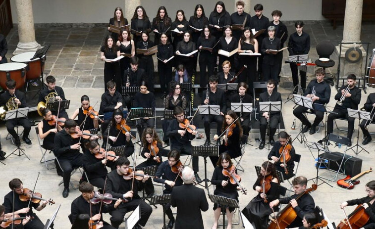 A USC pon banda sonora á vida universitaria cun proxecto artístico e participativo