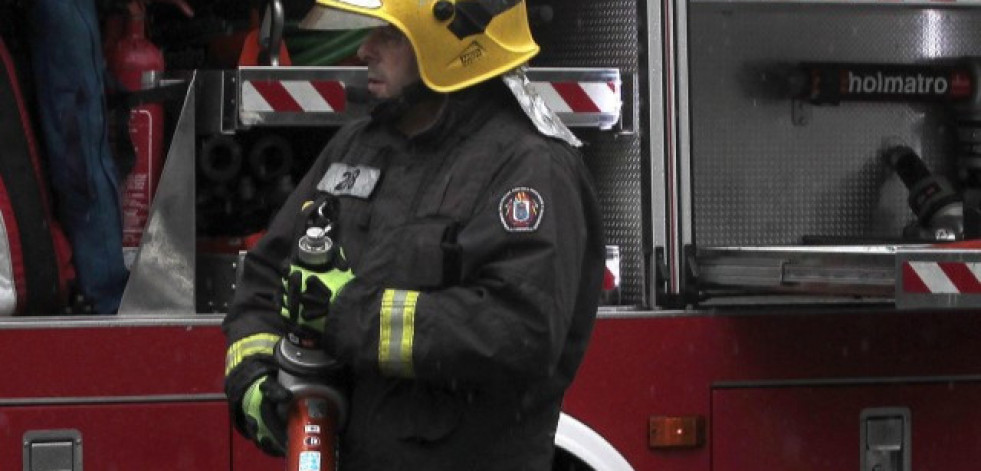 El incendio de Viladervós calcina 400 hectáreas y confina a los vecinos