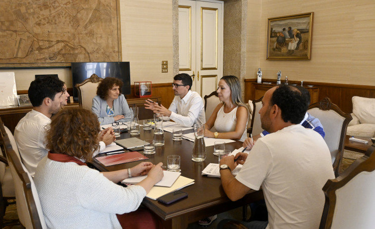 Padrón quiere seguir los pasos de Santiago para regular el turismo y proteger la habitabilidad