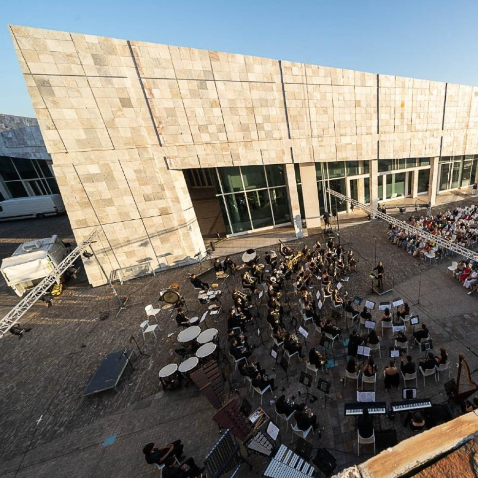 La Ciudad de la Cultura acoge la residencia artística 