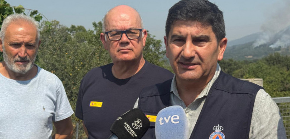 Pedro Blanco señala que el Gobierno ya “amplía medios para apagar incendios” en Galicia