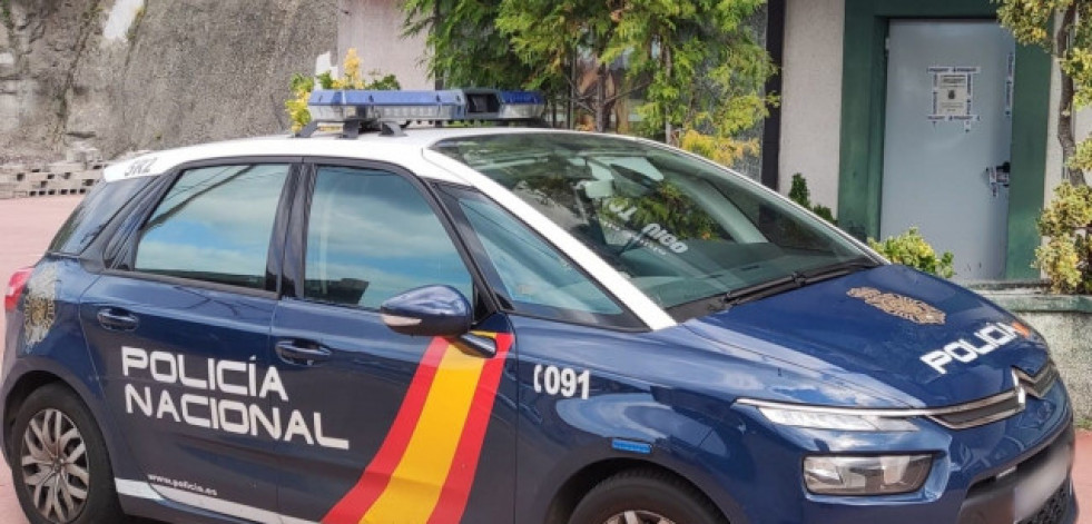 Detenidos tres jóvenes tras intentar pagar un champán de 850 euros con billetes falsos en Alicante