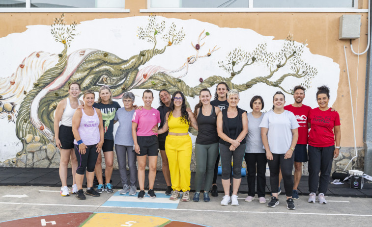 Rois clausura el programa ‘Móvete no verán’ con 40 participantes en zumba y pilates