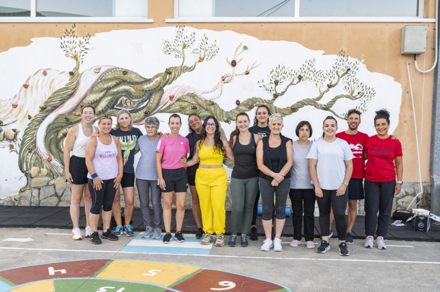 Rois clausura el programa ‘Móvete no verán’ con 40 participantes en zumba y pilates