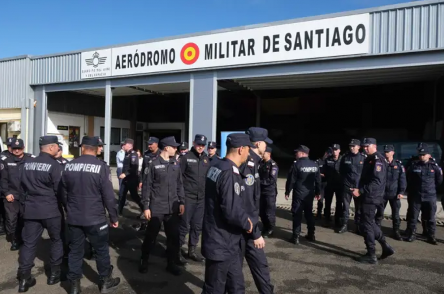 Galicia despide al contingente de bomberos rumanos que apoyó en la extinción de incendios