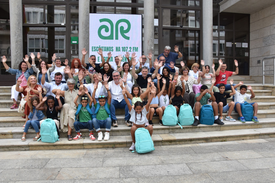 “Un verán libre en Galicia”: oito menores saharauís pasan a tempada estival con familias de Ames