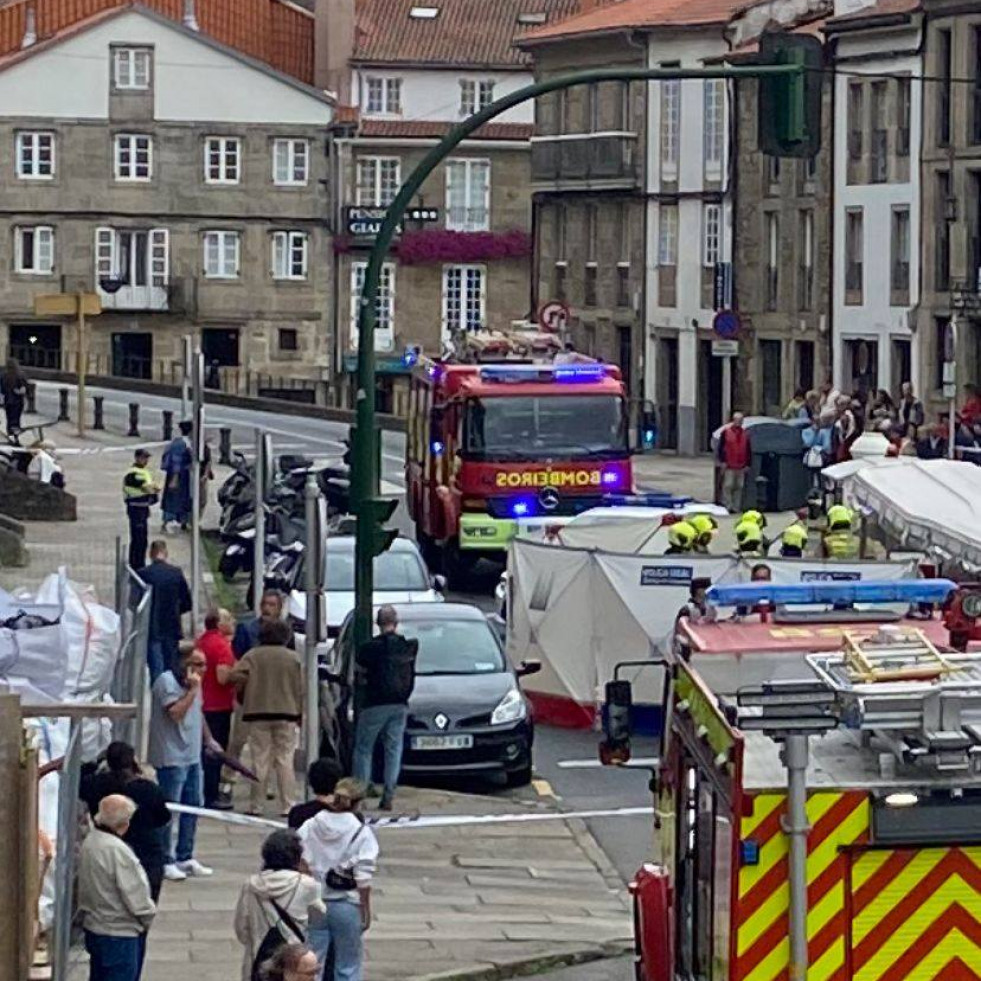 Muere una mujer atropellada por el tren turístico de Santiago