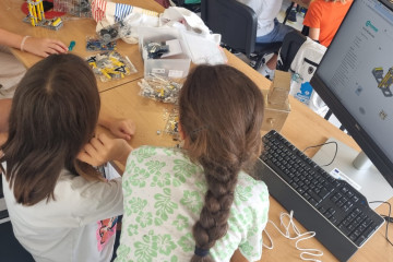 Girl Steam 2025