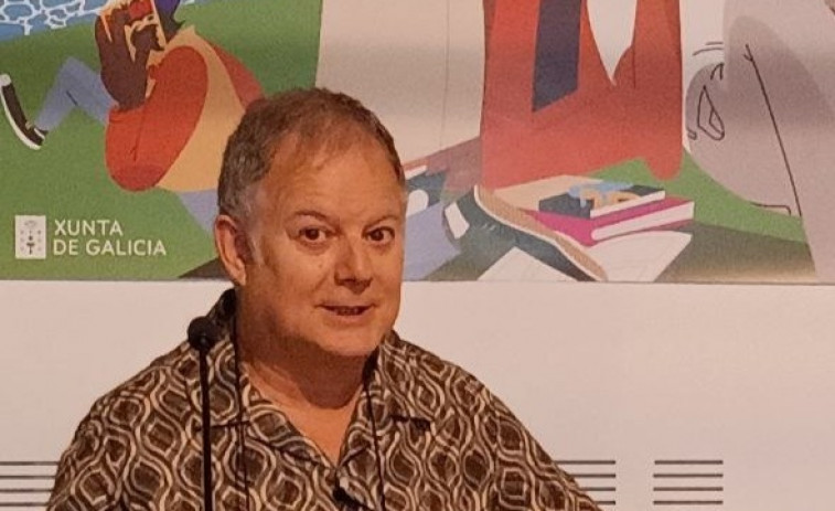 Santiago se engancha al cómic en gallego: Pío Barreiro revela qué títulos arrasan en Komic Librería